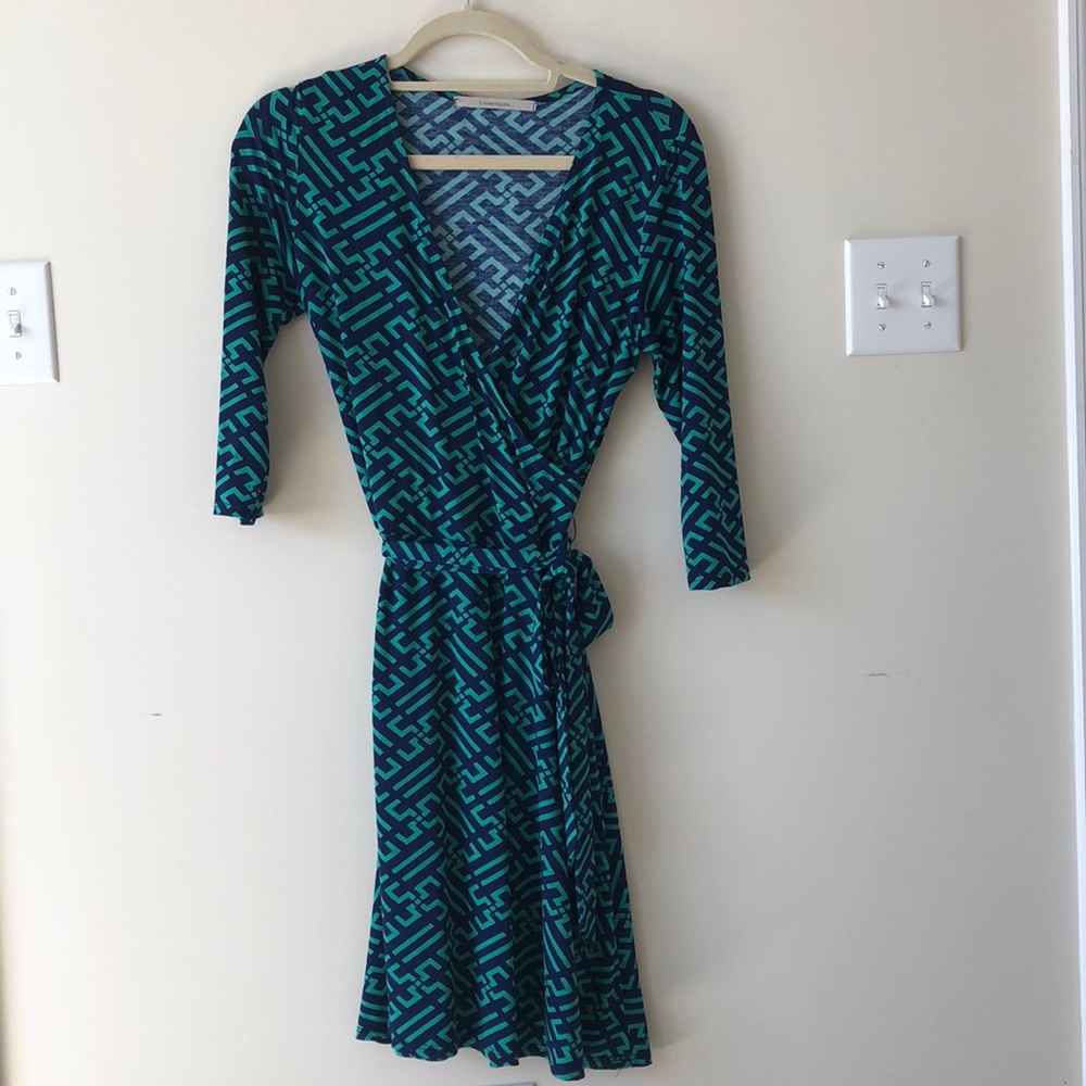 41 Hawthorn Geometric Faux Wrap Dress